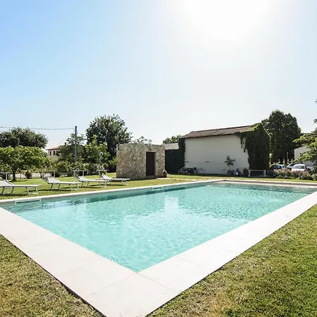 Lovely In With Kitchen