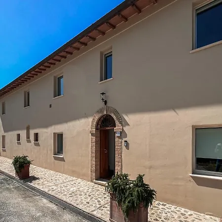 Lovely In With Kitchen Holiday home Foligno